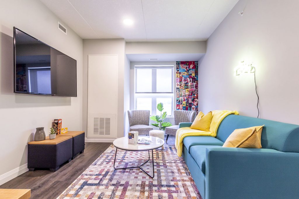Why Furnished Student Housing Makes Moving to Western Easier