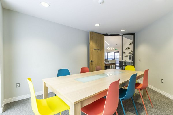 Student Housing Near Western University With a Shuttle: Is It Worth It?