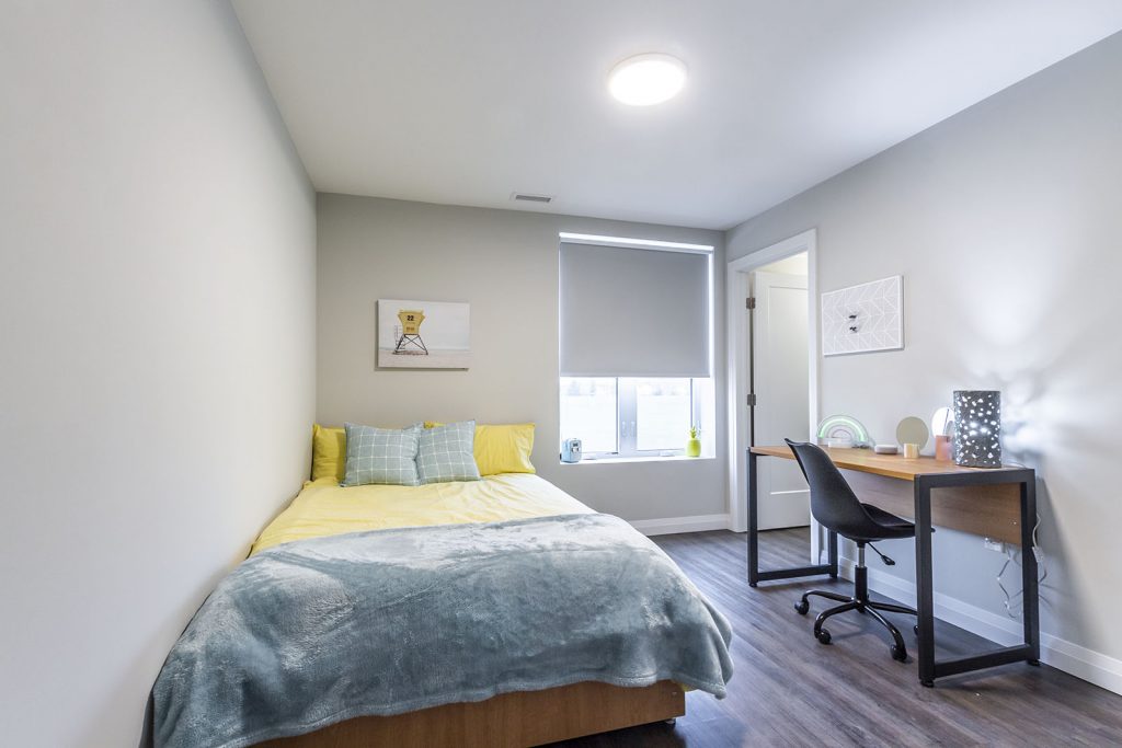 Western Residence vs Off‑Campus Apartments: 2026 Comparison Guide